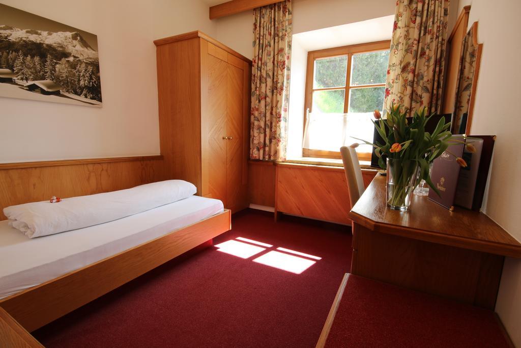 Hotel Gasthof Neuner อิมสท์ ภายนอก รูปภาพ