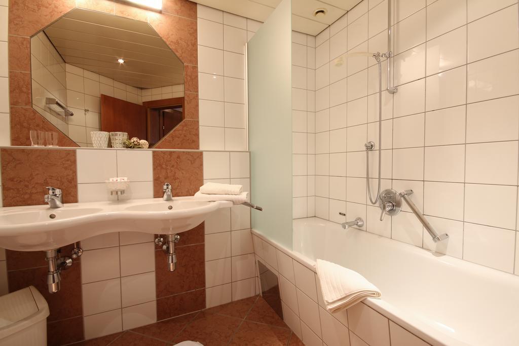 Hotel Gasthof Neuner อิมสท์ ภายนอก รูปภาพ