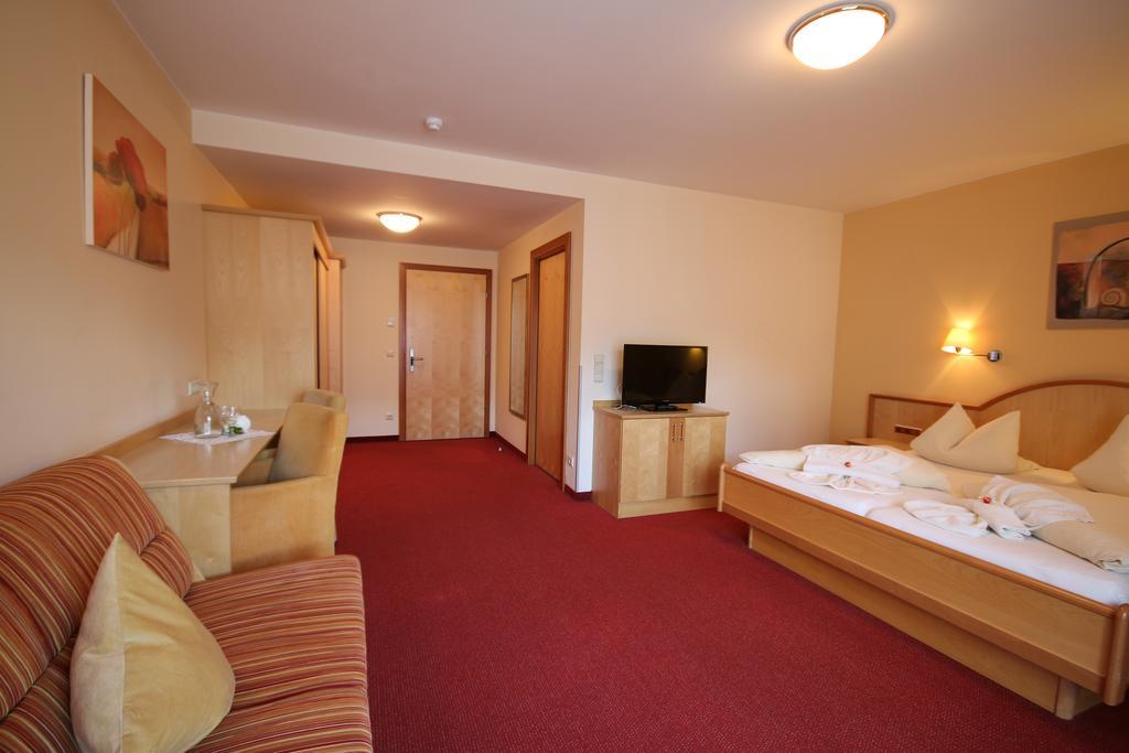 Hotel Gasthof Neuner อิมสท์ ภายนอก รูปภาพ