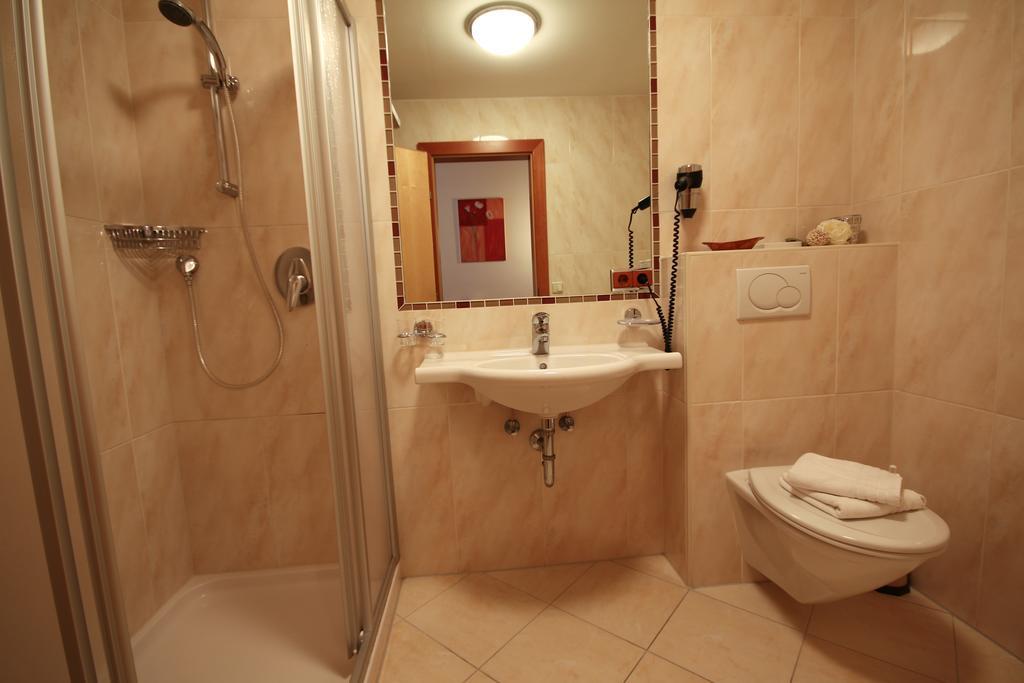 Hotel Gasthof Neuner อิมสท์ ภายนอก รูปภาพ